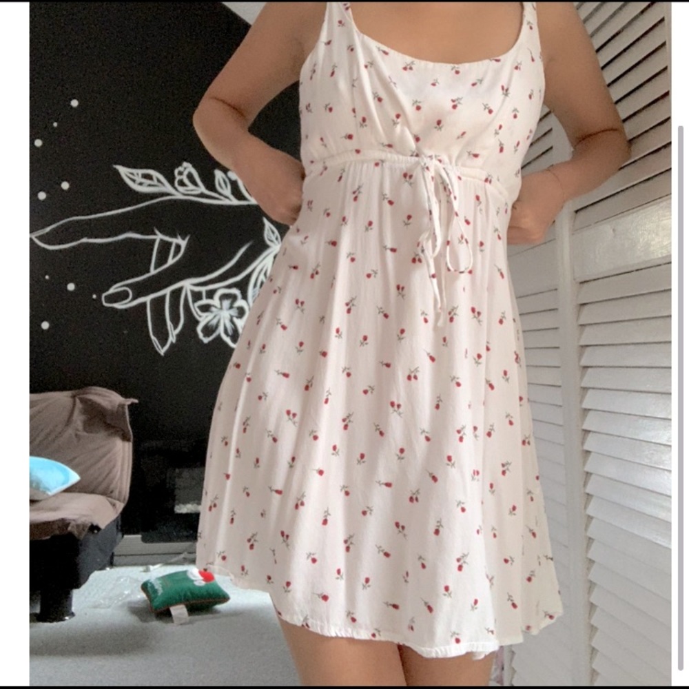 adorable babydoll floral dress !